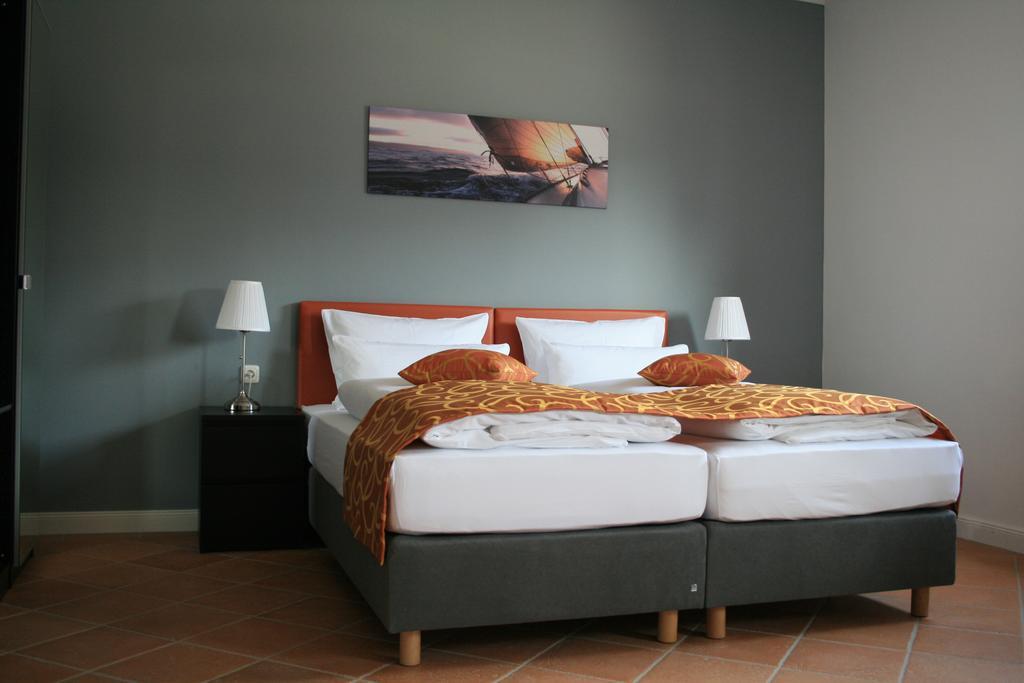 Apartmenthaus Unterwegs Rostock Room photo